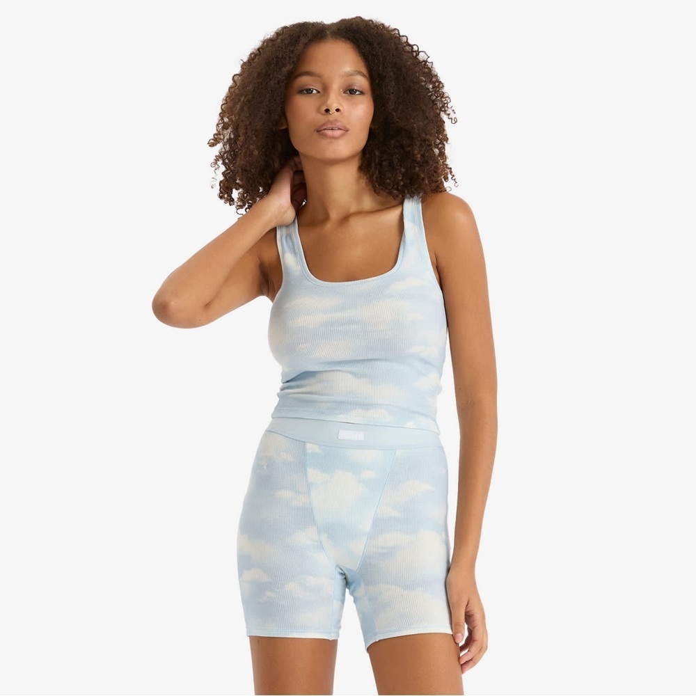 NWOT Skims Light Blue tie dye cotton Ribwomen’s briefs boxer XXS